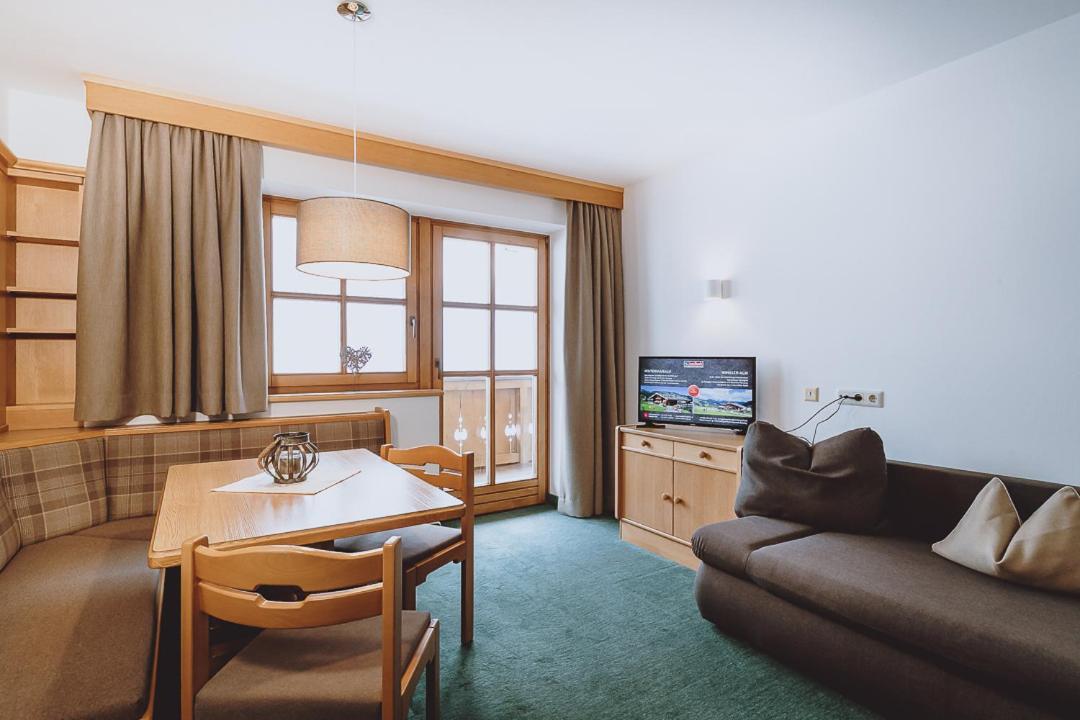 Lindlinghof Aparthotel ซาลบาคฮินเทอร์เกลมม์ ภายนอก รูปภาพ