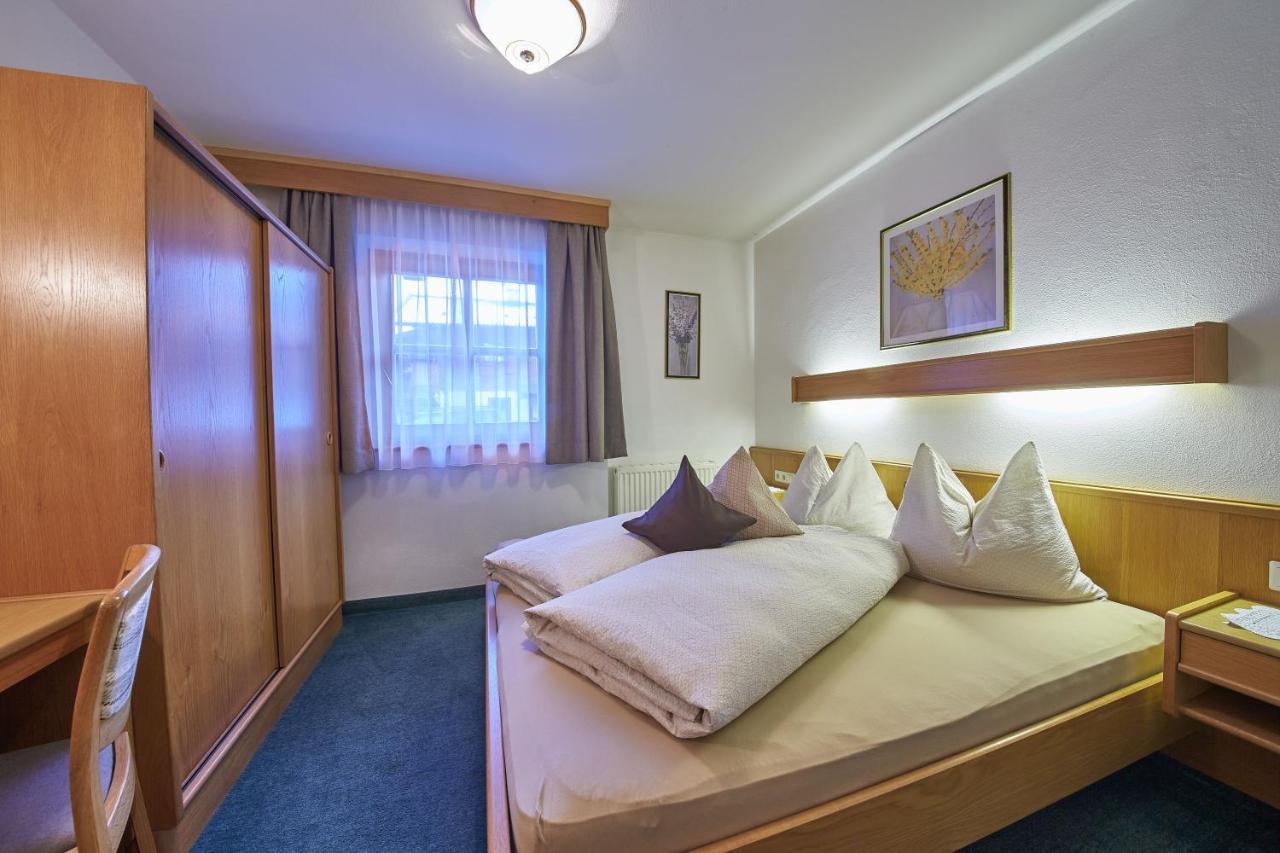Lindlinghof Aparthotel ซาลบาคฮินเทอร์เกลมม์ ภายนอก รูปภาพ